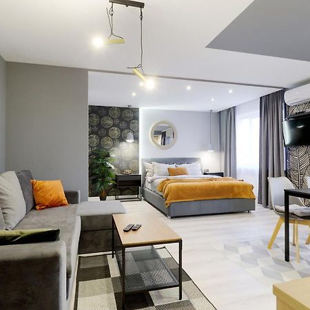 New Apart Lesi Ukrainky Blvd And Olimpiyska And Kreshchatyk And Manhattan City With Parking Kiev Bagian luar foto