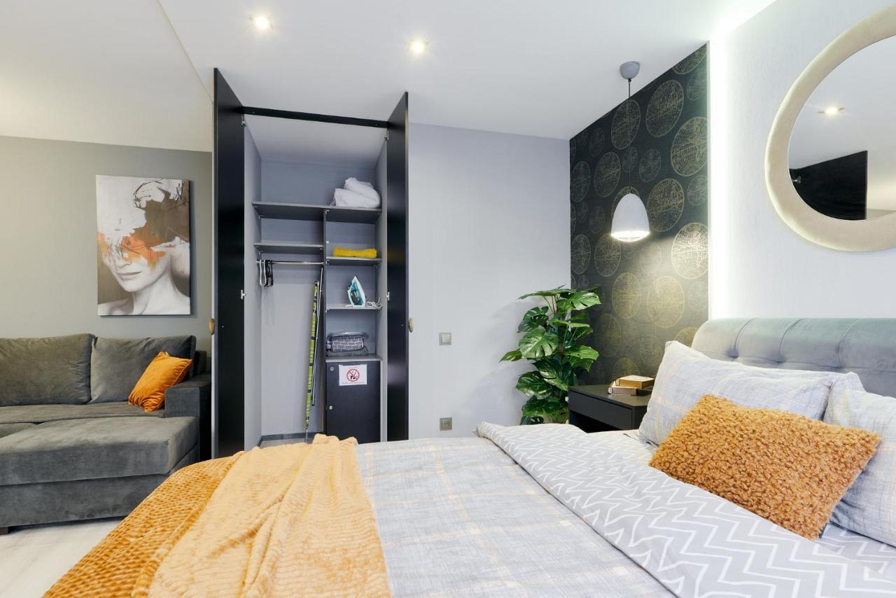 New Apart Lesi Ukrainky Blvd And Olimpiyska And Kreshchatyk And Manhattan City With Parking Kiev Bagian luar foto