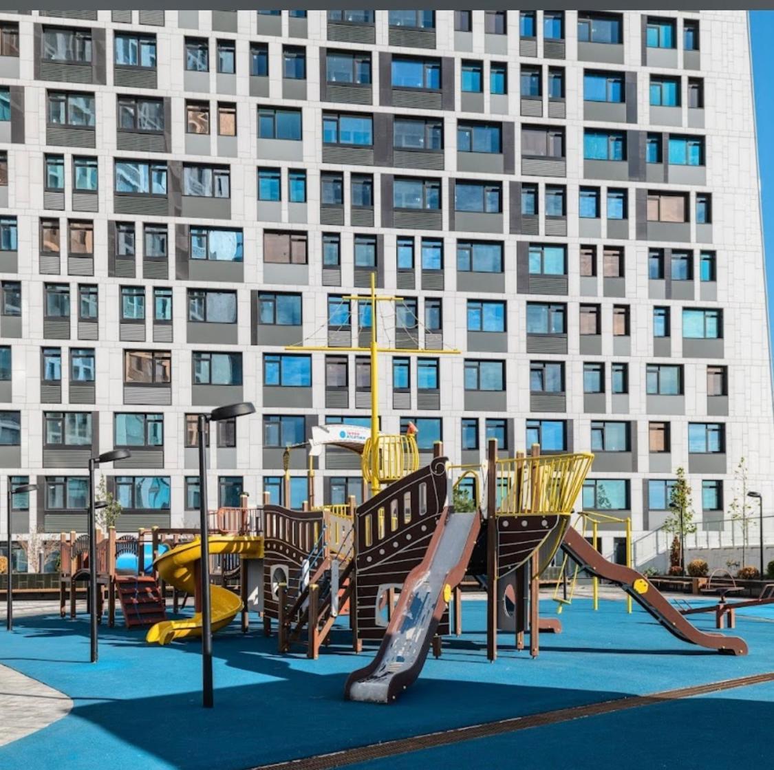 New Apart Lesi Ukrainky Blvd And Olimpiyska And Kreshchatyk And Manhattan City With Parking Kiev Bagian luar foto