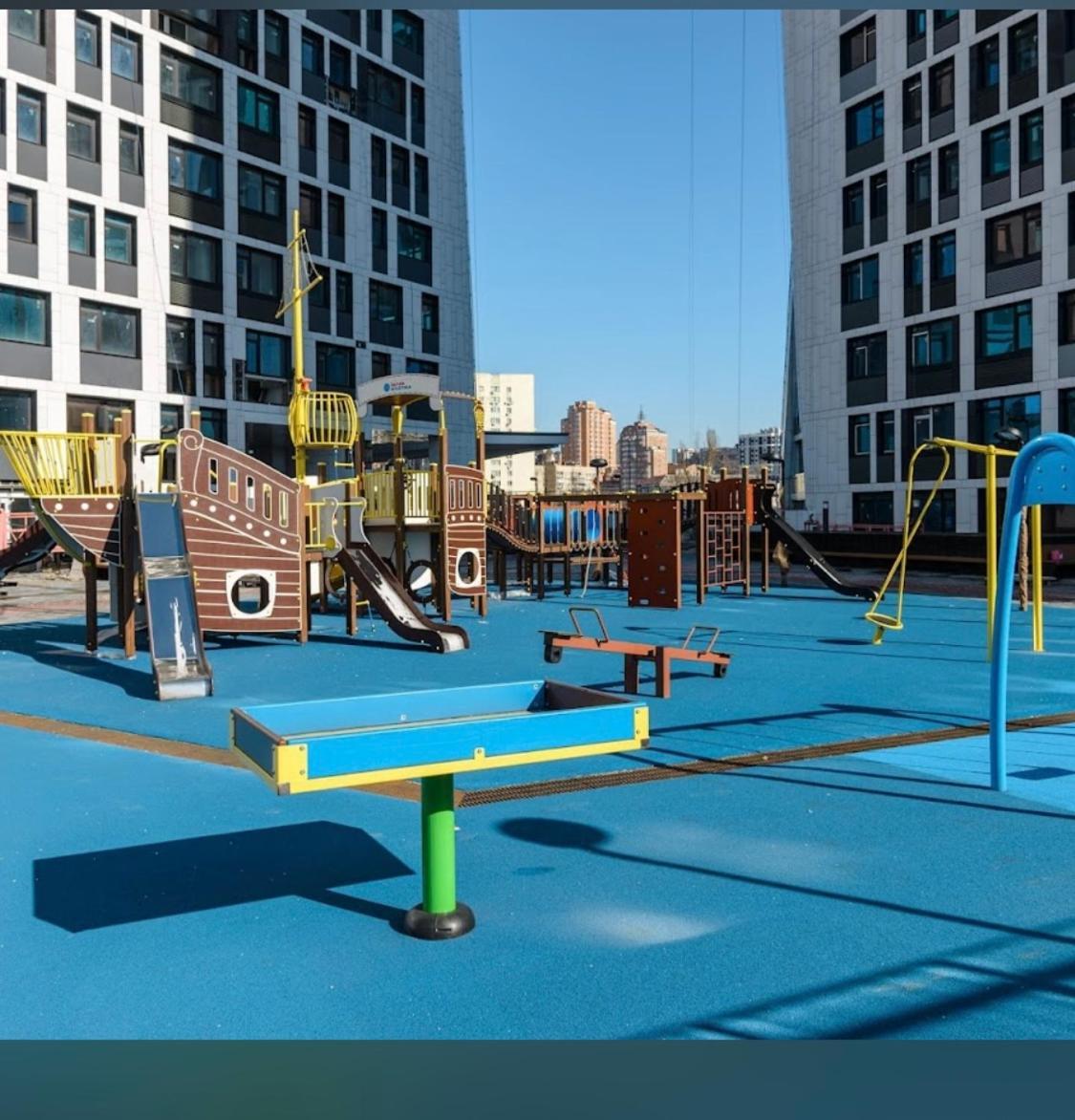 New Apart Lesi Ukrainky Blvd And Olimpiyska And Kreshchatyk And Manhattan City With Parking Kiev Bagian luar foto